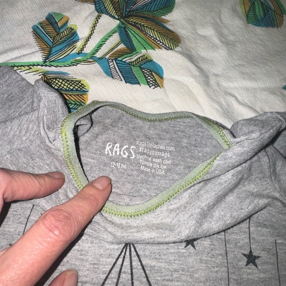 Rags to Raches 12-18mo - Picture 3 of 5